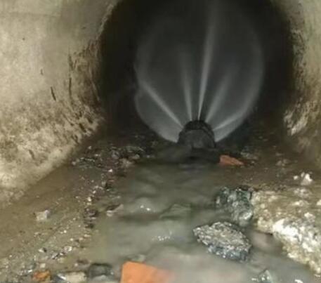 铁力市政管道清淤